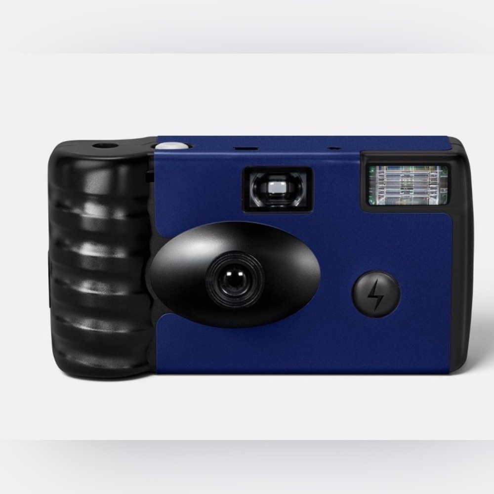 Game Day Disposable Camera - Heyday™
Oxygen Blue